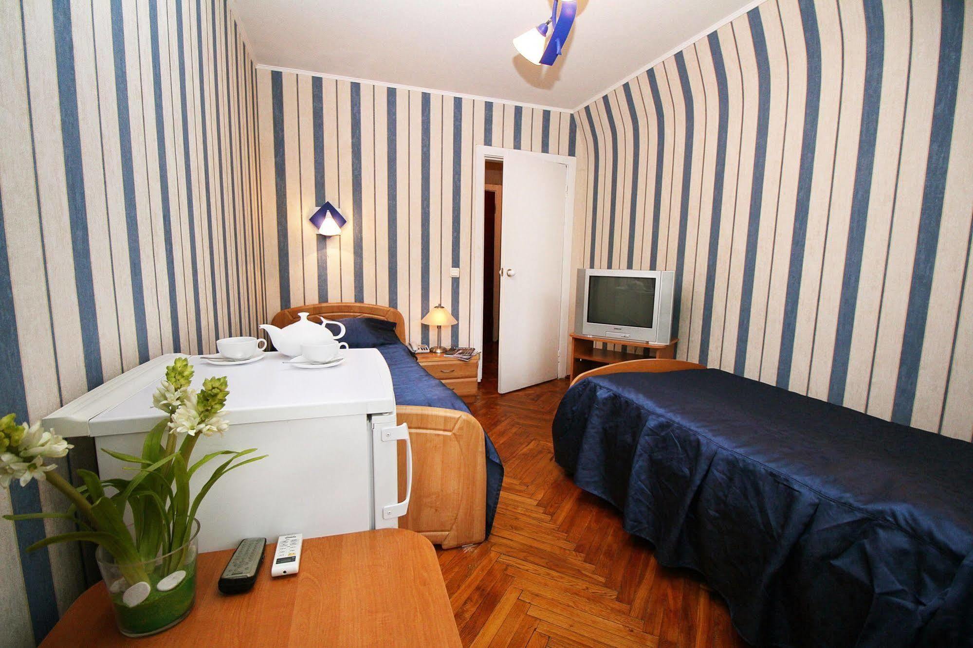 Druzhba Hotel And Restaurant Κχαρκίβ Εξωτερικό φωτογραφία